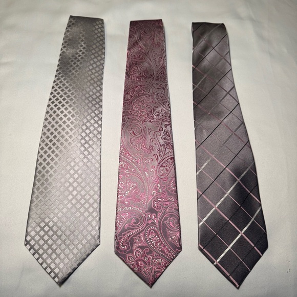 Kenneth Cole, Croft & Barrow, Geoffrey Beene Pink and Gray Tie Trio - Picture 2 of 11